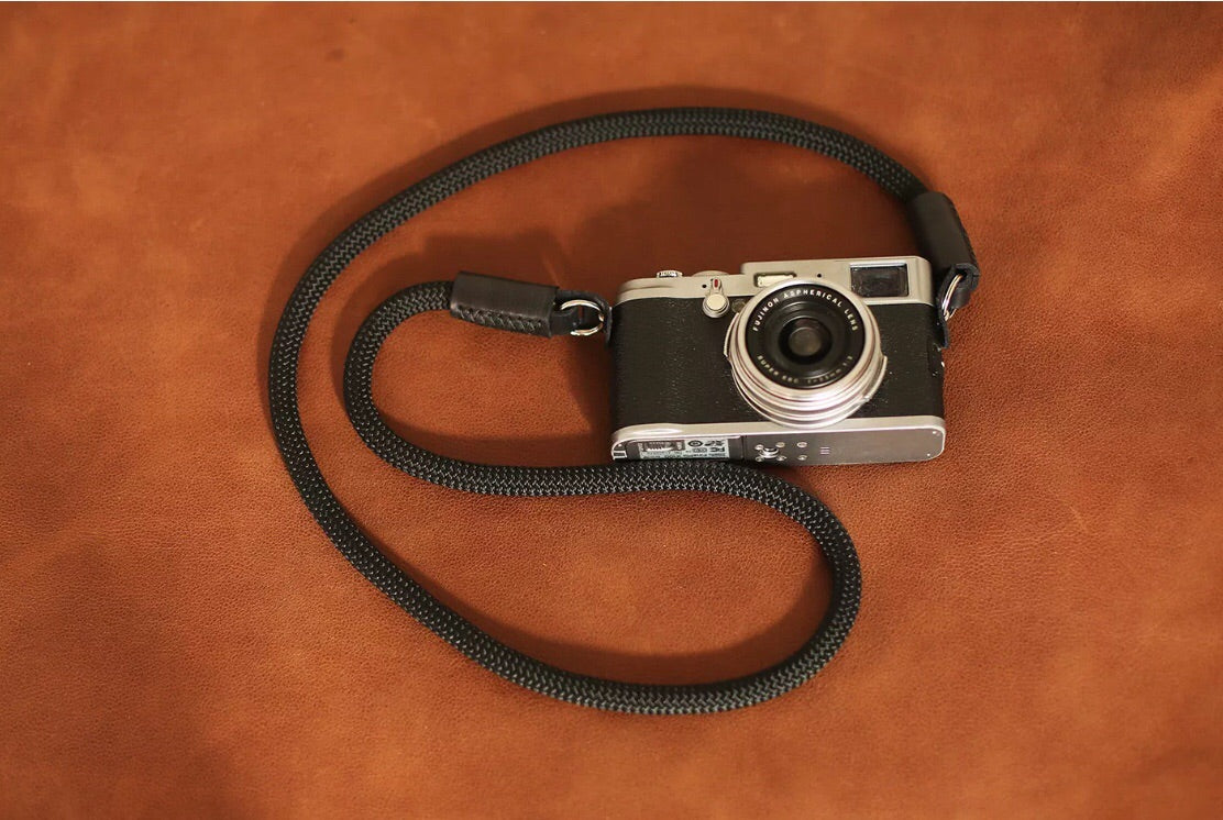 matte black climbing rope strap with leather endswindmup