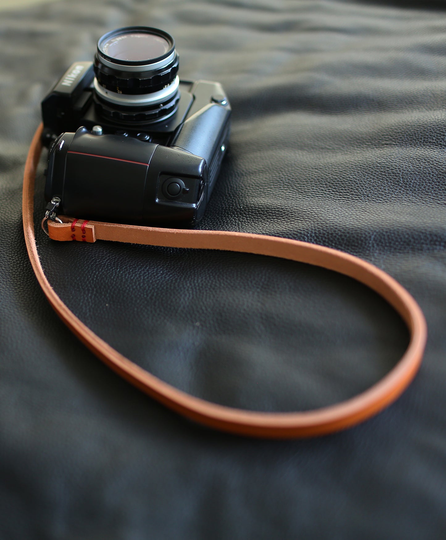 Windmup 10mm thick light brown leather handmade camera neck shoulder strap