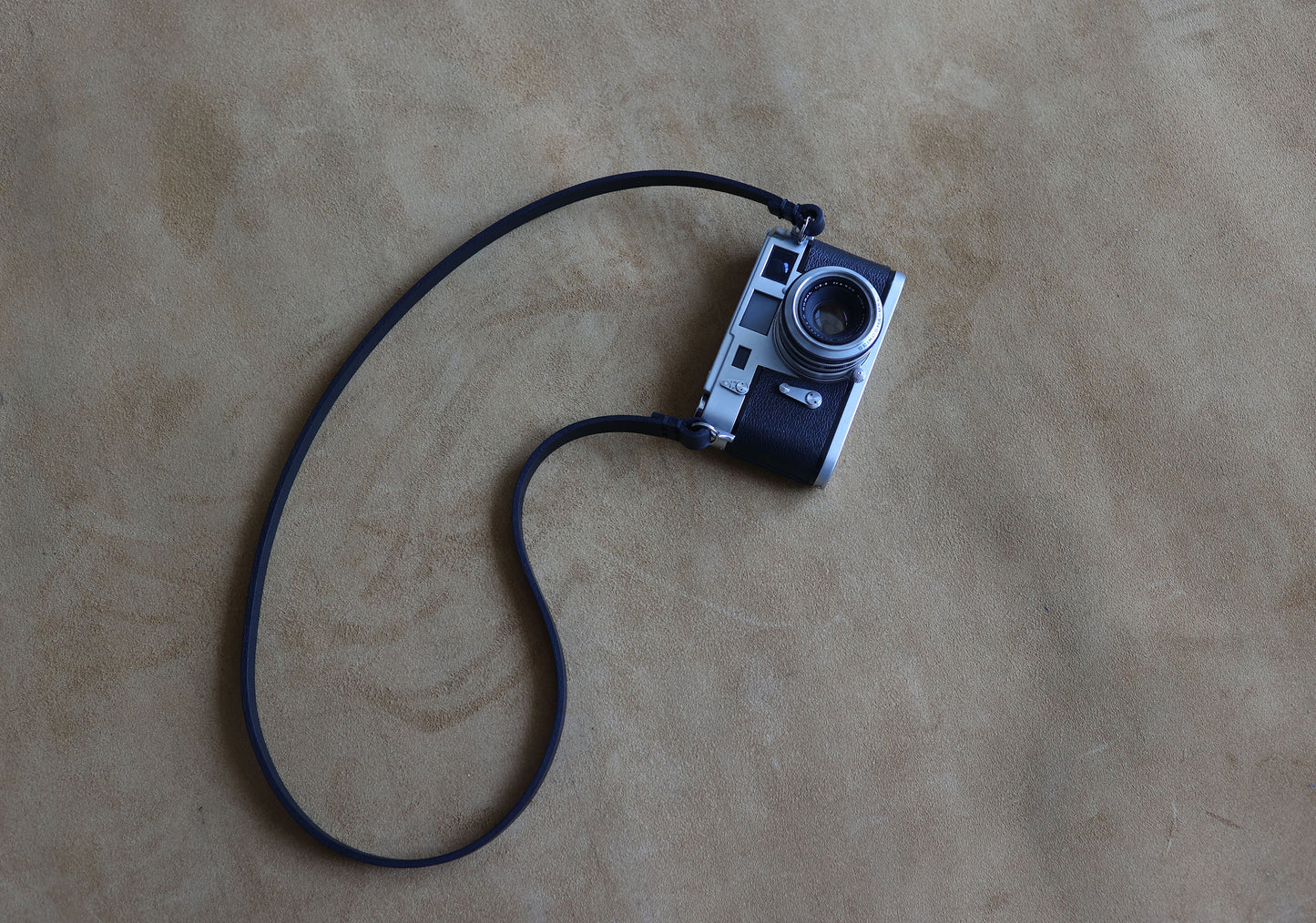 Handmade Black Leather Camera Strap – 10mm Wide Full-Grain Buffalo, Minimalist Design
