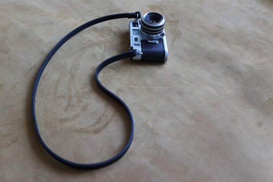 Handmade Black Leather Camera Strap – 10mm Wide Full-Grain Buffalo, Minimalist Design