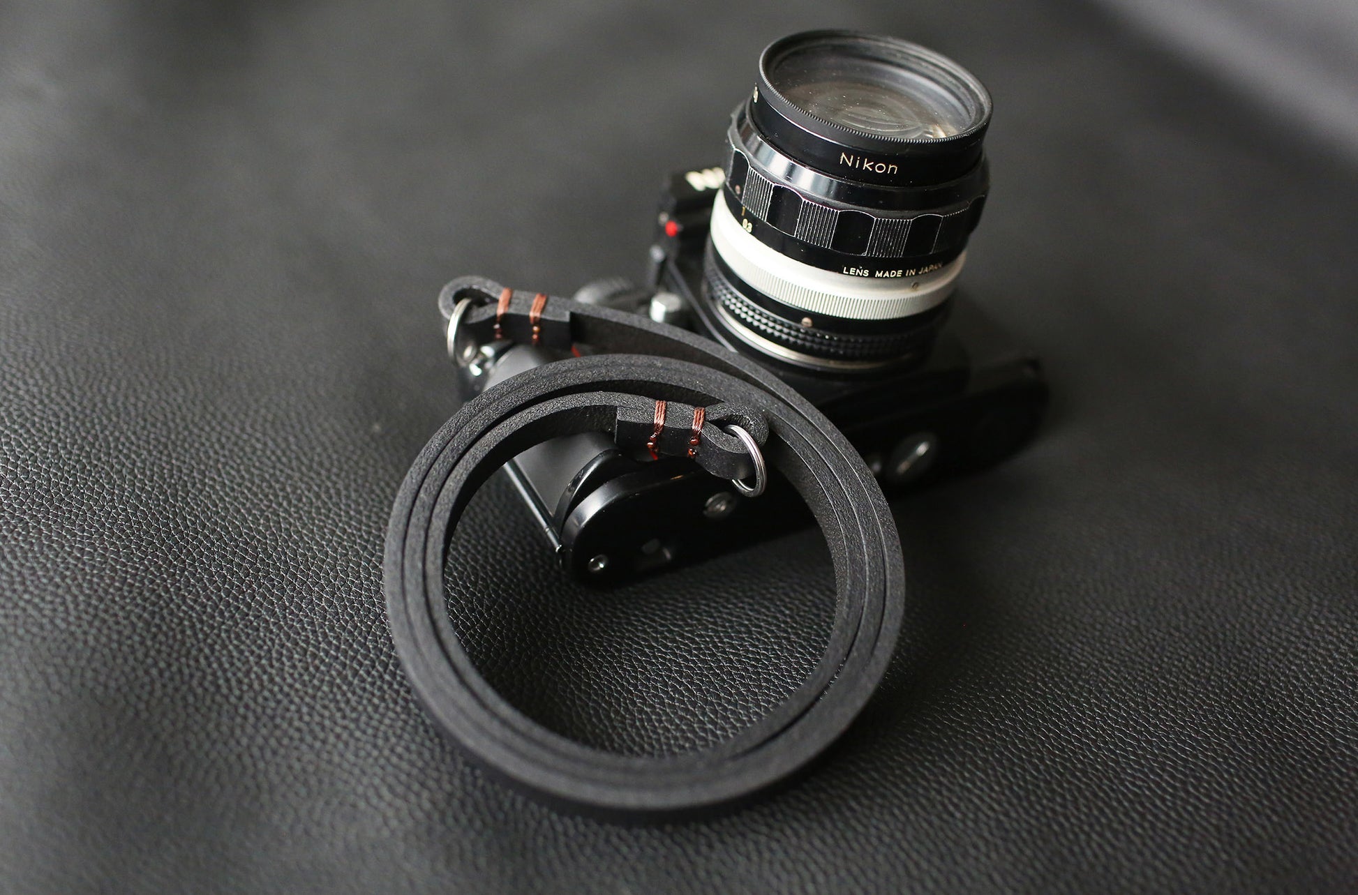 Photographic setup featuring Windmup handmade strap