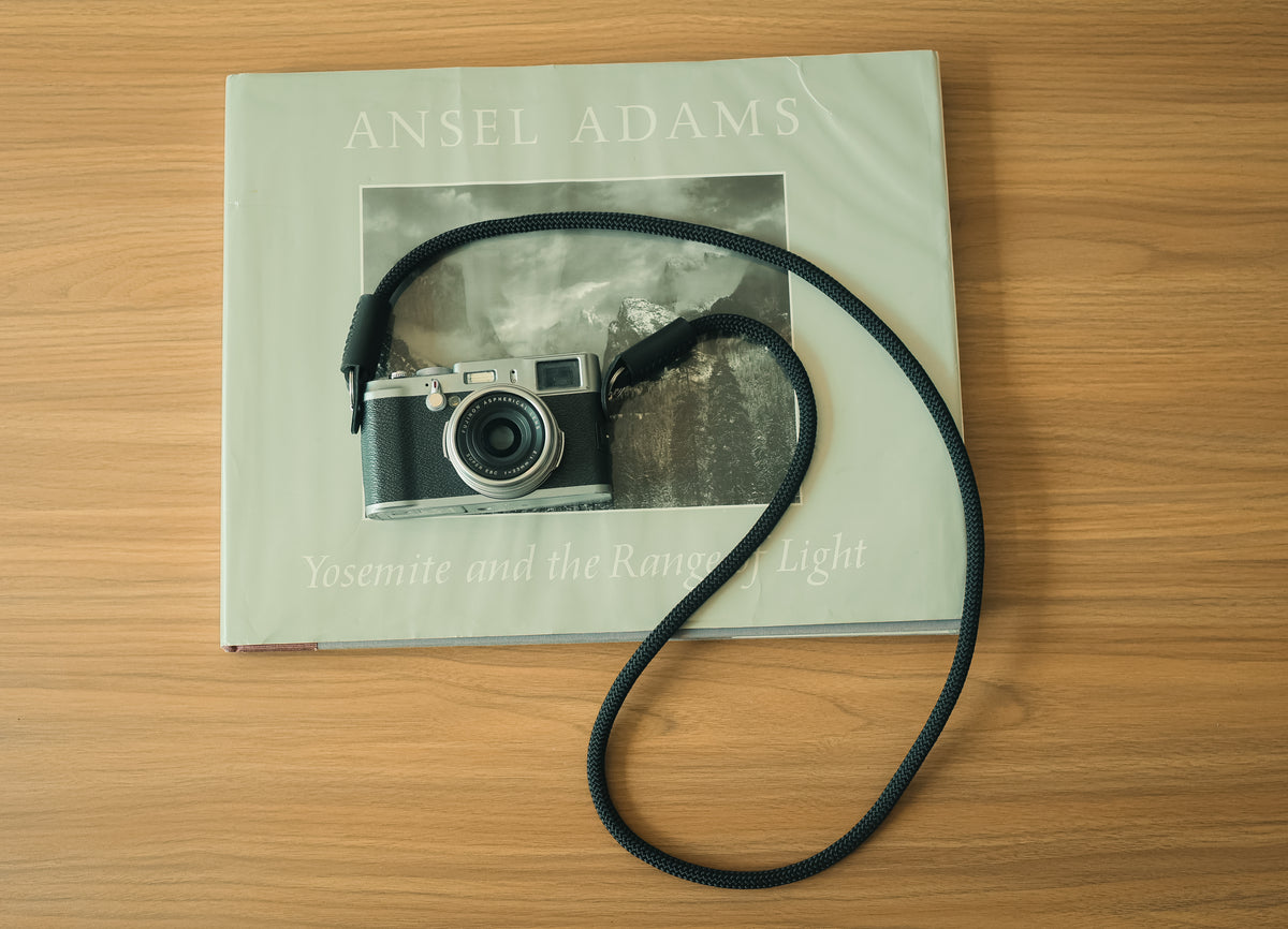 minimalist black camera strap