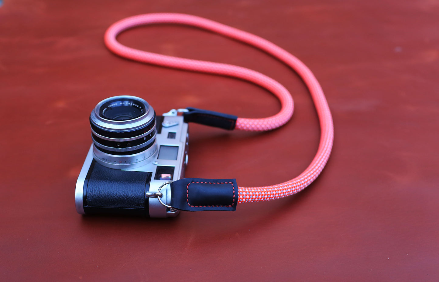 rope-strap-grey.jpg	Professional 10mm thick Ash grey rope strap for heavy DSLR and mirrorless