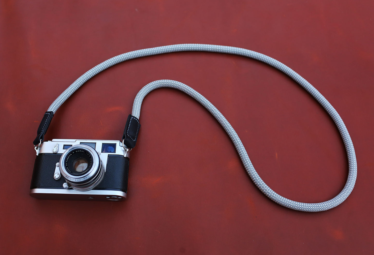 Discreet Ash grey rope strap designed for urban street photography