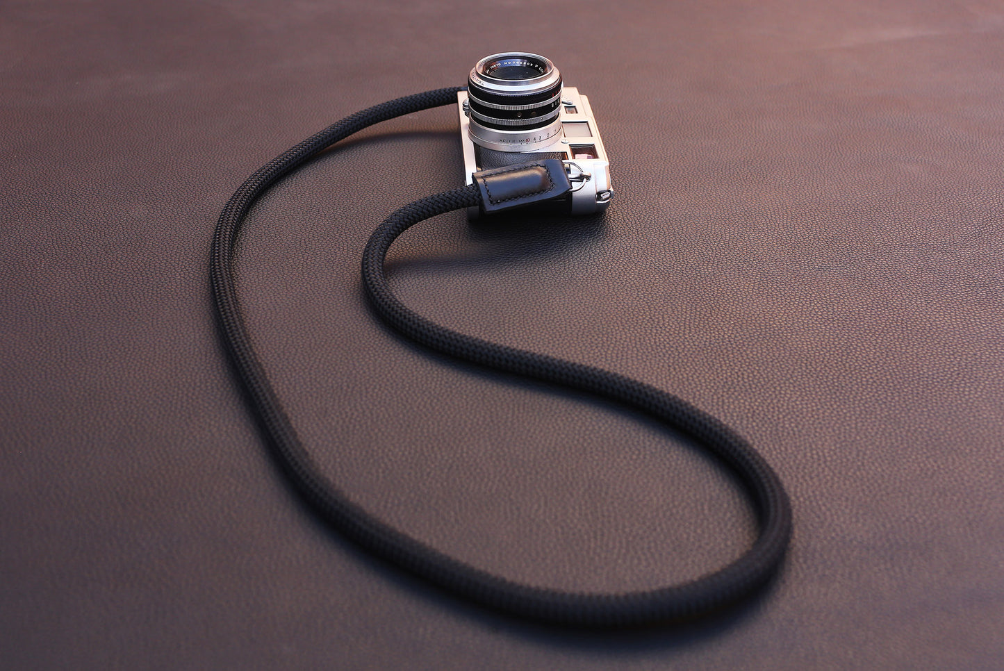 black climbing rope strap