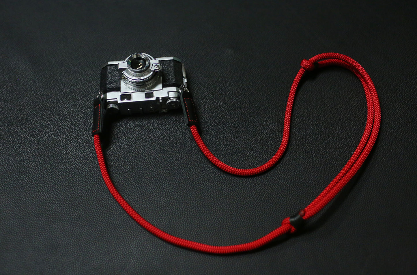 Adjustable neck and crossbody rope strap handmade by Windmup