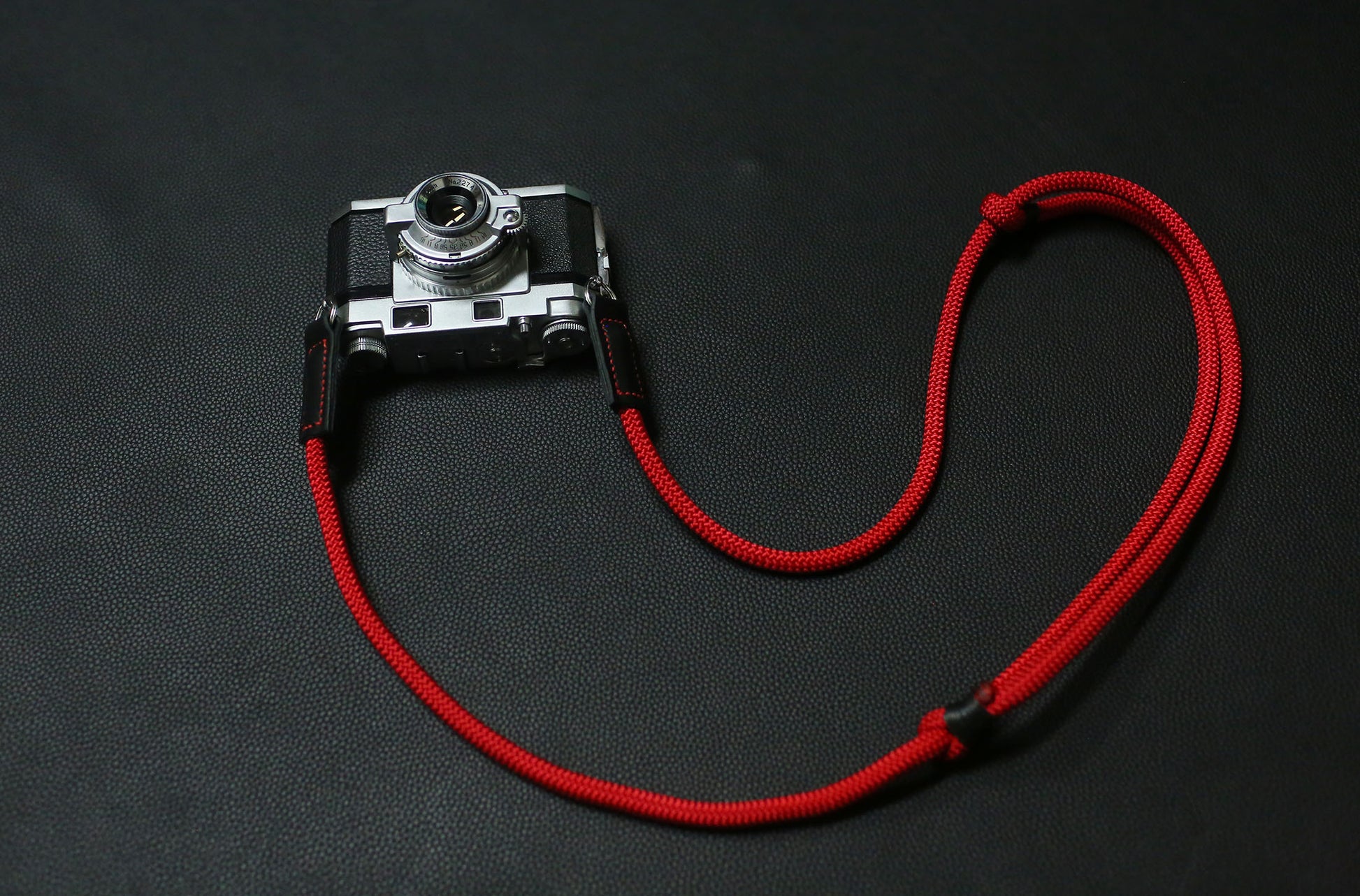 Adjustable neck and crossbody rope strap handmade by Windmup