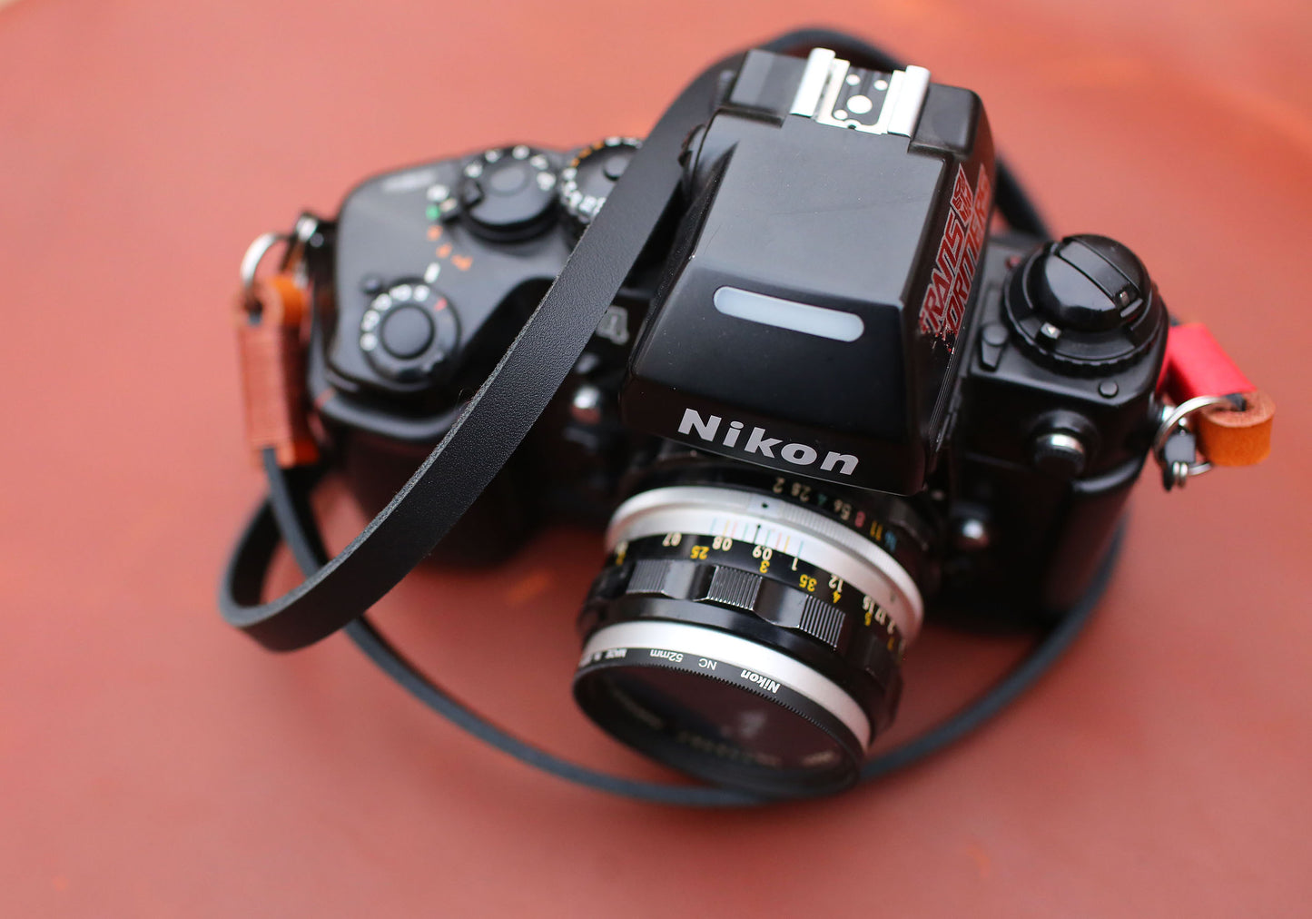 Retro style leather neck strap for SLR and DSLR
