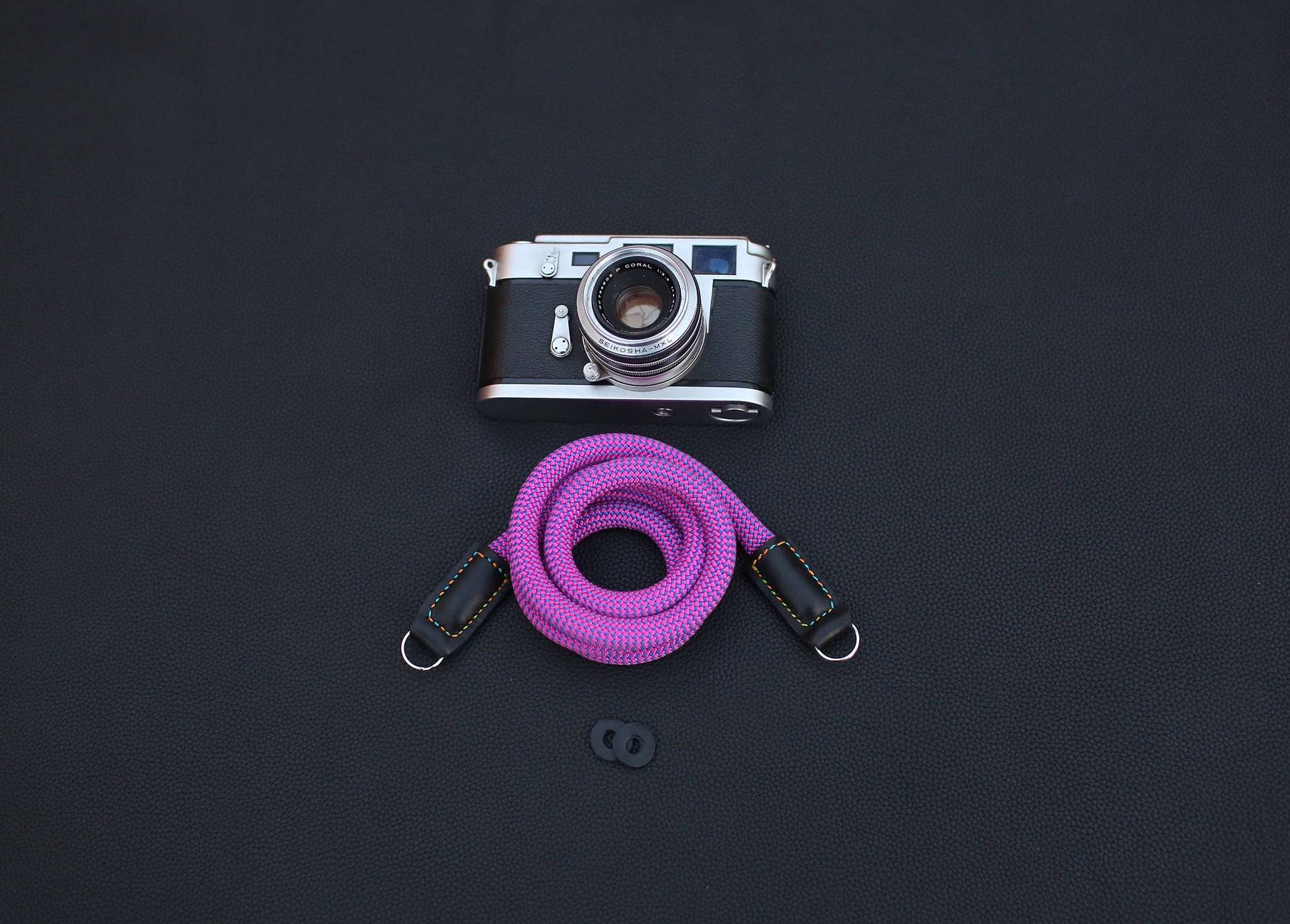 Windmup purple camera strap product photo