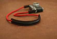 Red shoulder pad 8mm rope camera strap | windmup.com - windmup