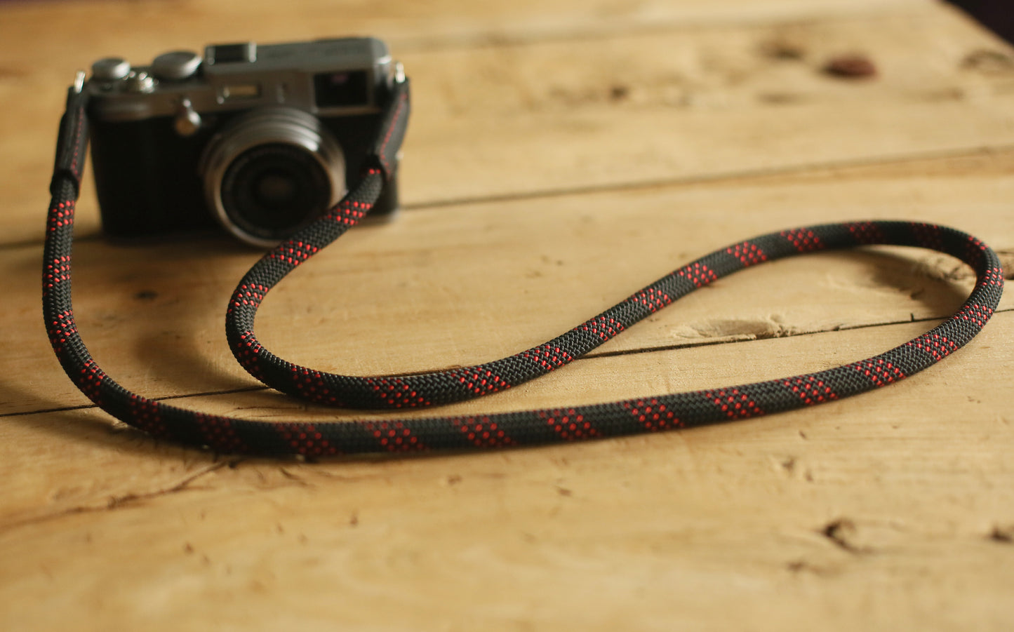 film camera equipped with 9mm rope strap