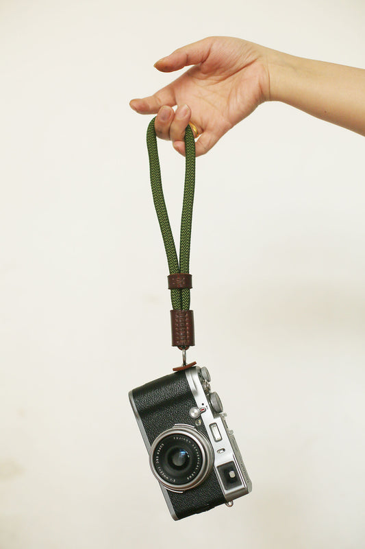 Army green soft camera wrist strap band 10mm climbing rope handmade tan leather | windmup - windmup