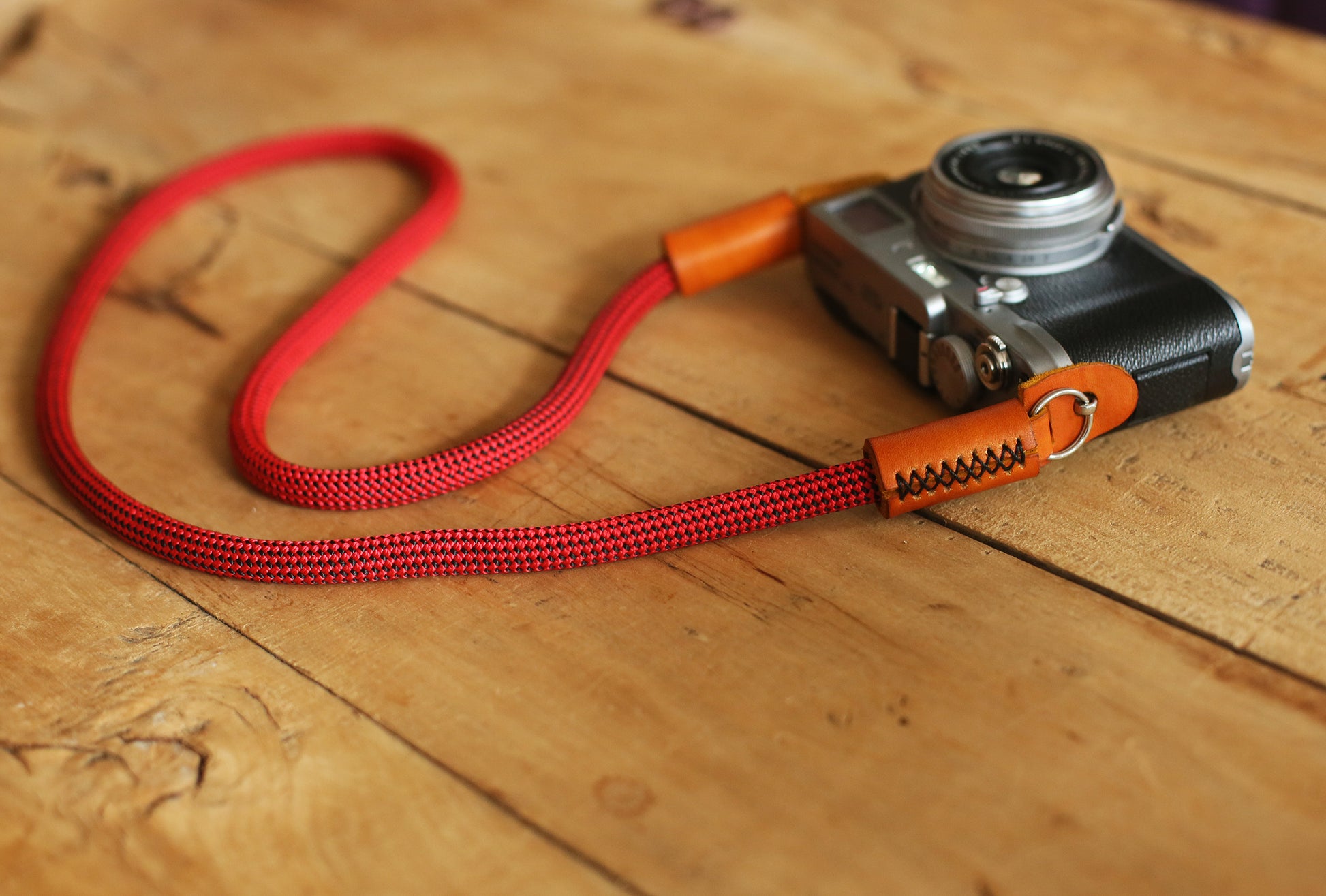 Best Camera Strap Handmade Red and black spots climbing rope brown leather | windmup.com - windmup