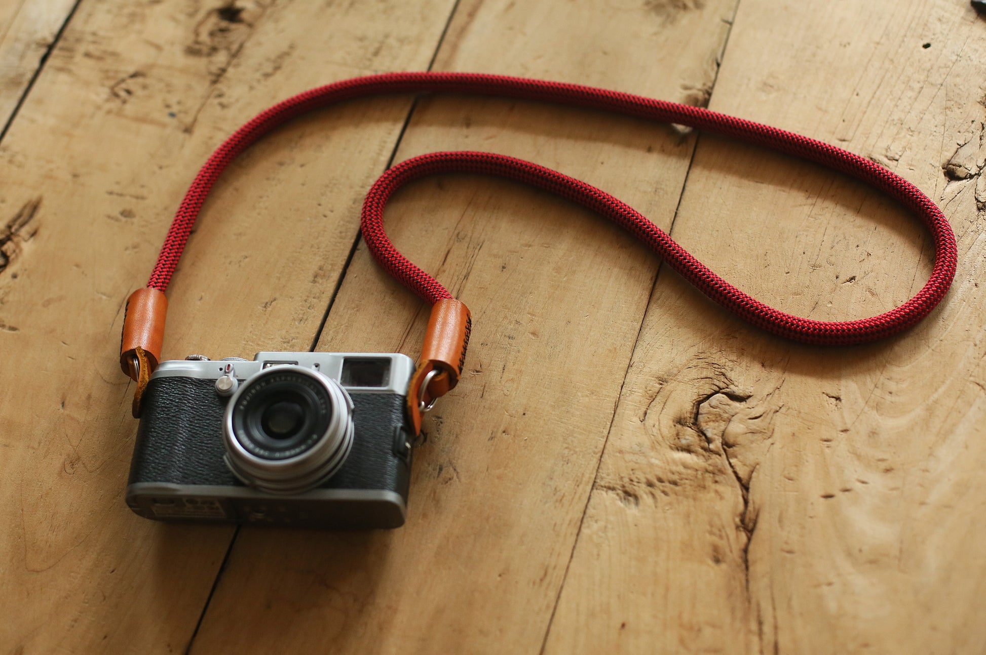 Best Camera Strap Handmade Red and black spots climbing rope brown leather | windmup.com - windmup