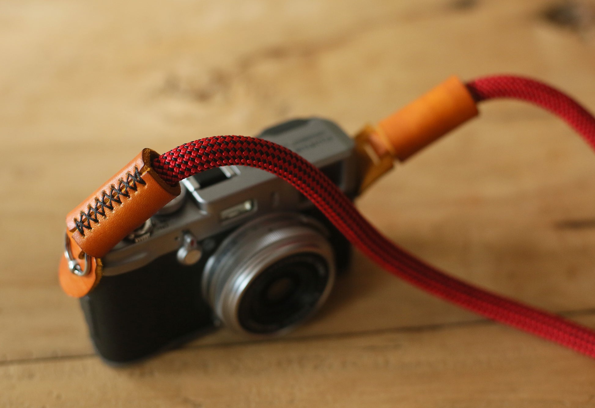 Best Camera Strap Handmade Red and black spots climbing rope brown leather | windmup.com - windmup