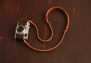 Brown leather camera strap handmade shoulder pad | windmup - windmup