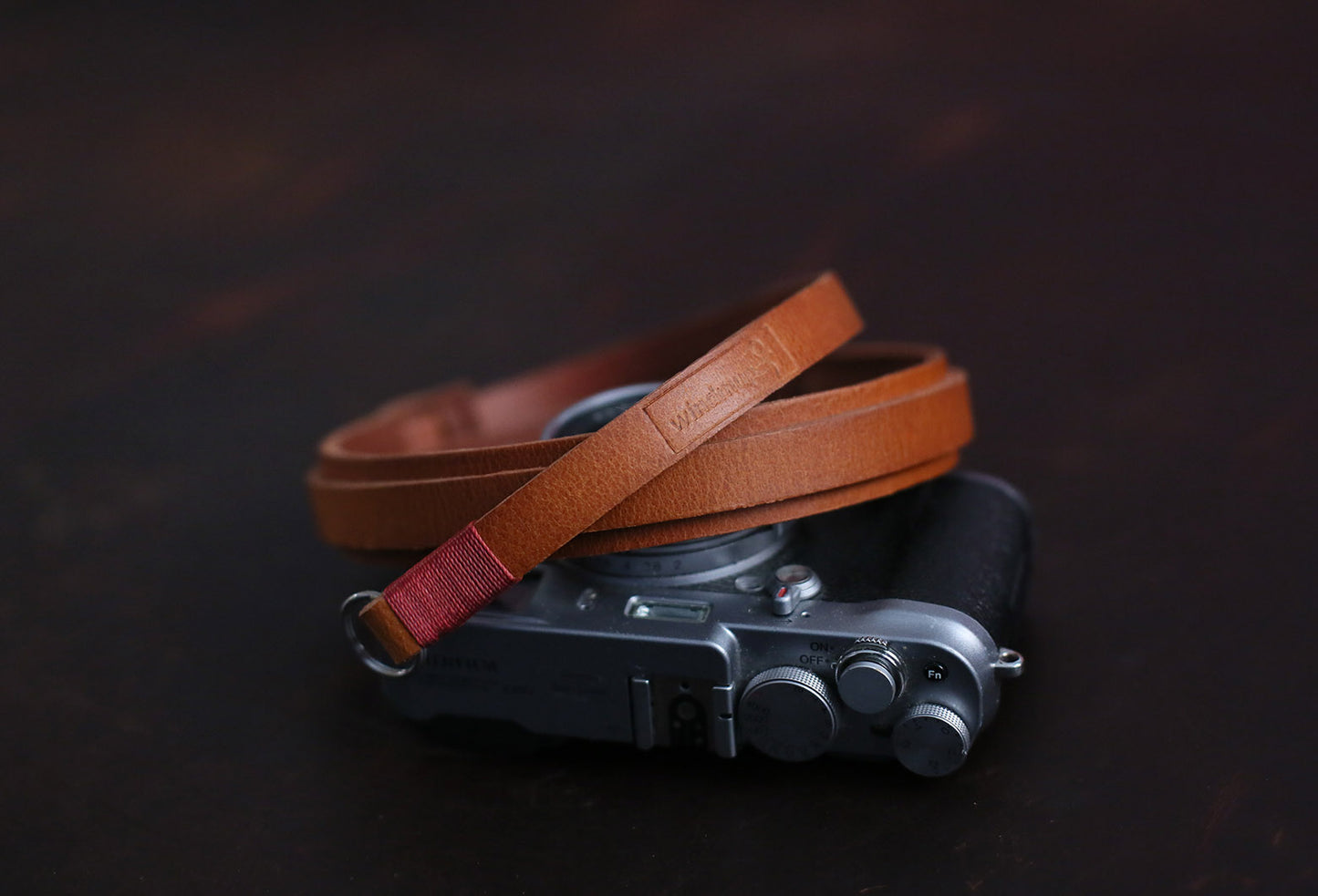 Brown leather camera strap handmade shoulder pad | windmup - windmup