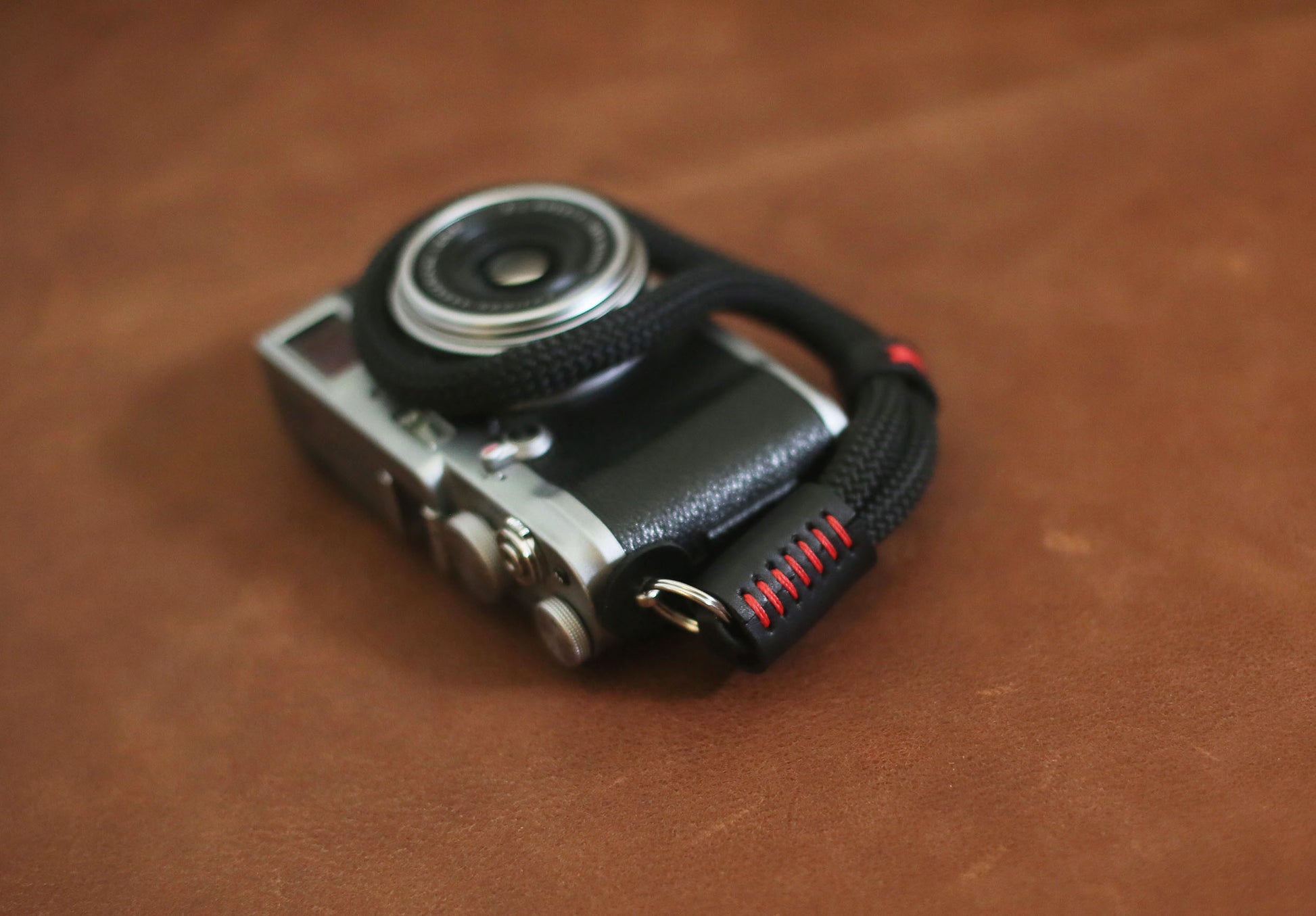 Windmup handmade climbing rope wrist strap in use