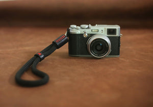 Black red rope camera wristband | windmup - windmup