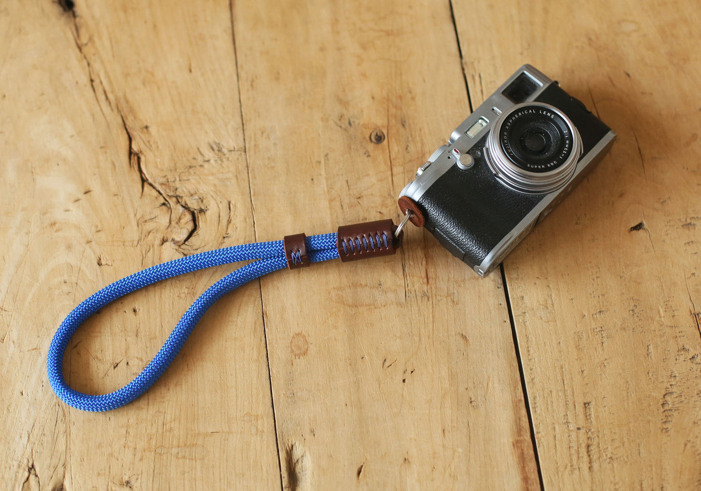Blue camera wrist strap band soft climbing rope 10mm handmade tan leather | Windmup - windmup