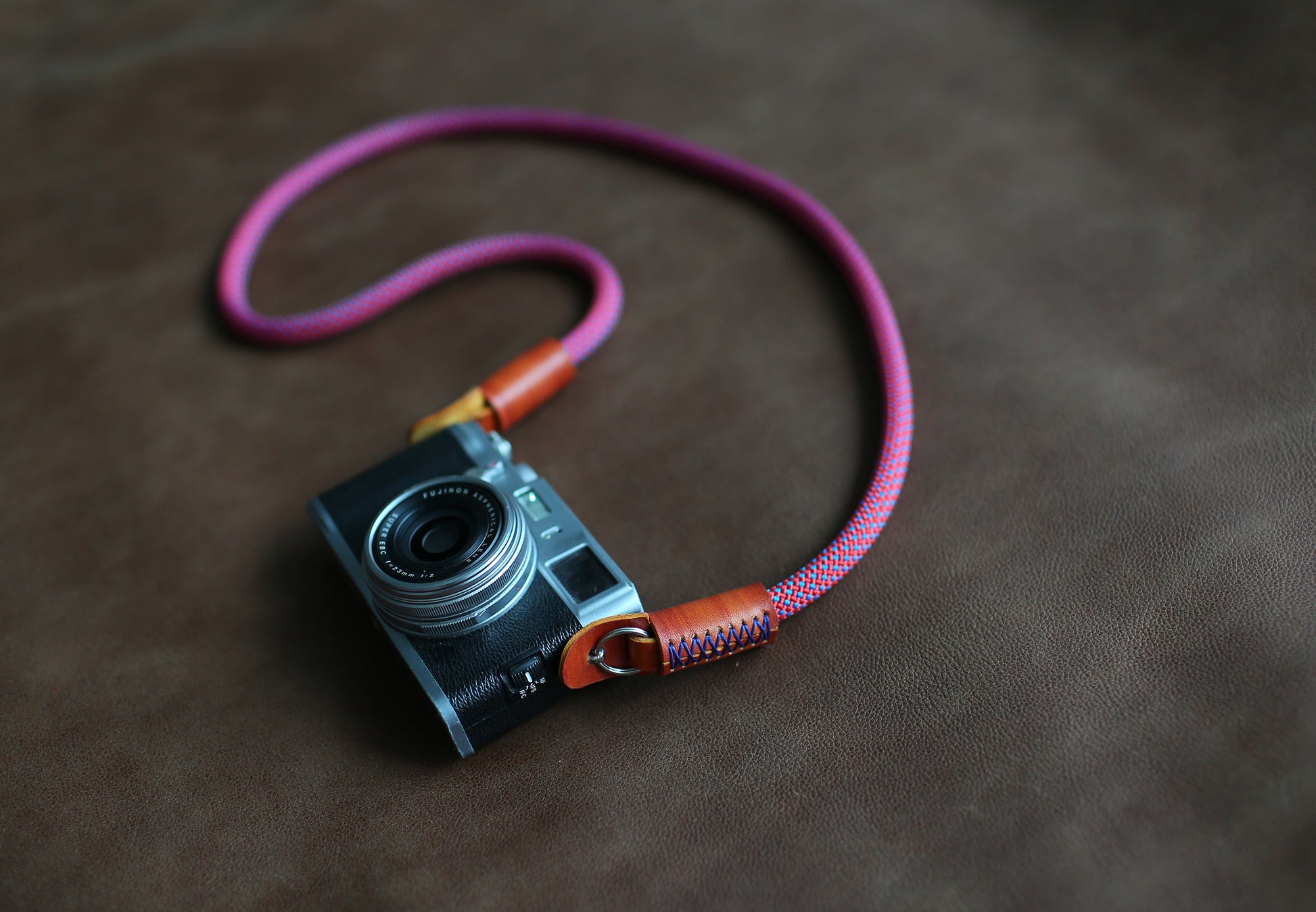    COOL Red blue Spot Climbing rope 10mm brown leather handmade Camera strap