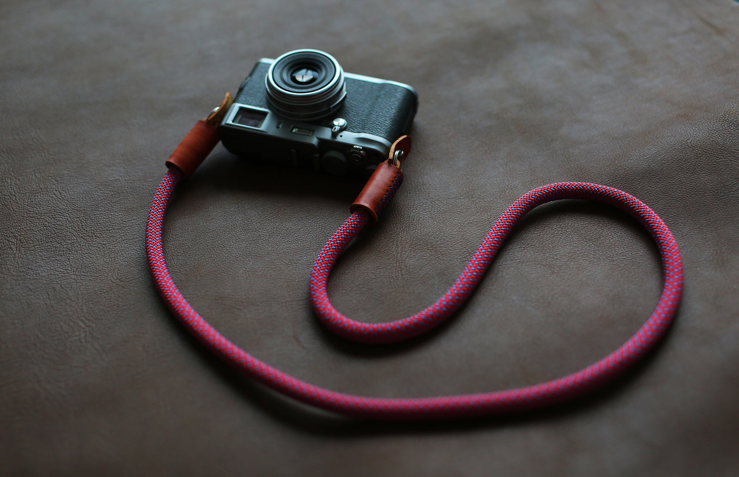    COOL Red blue Spot Climbing rope 10mm brown leather handmade Camera strap