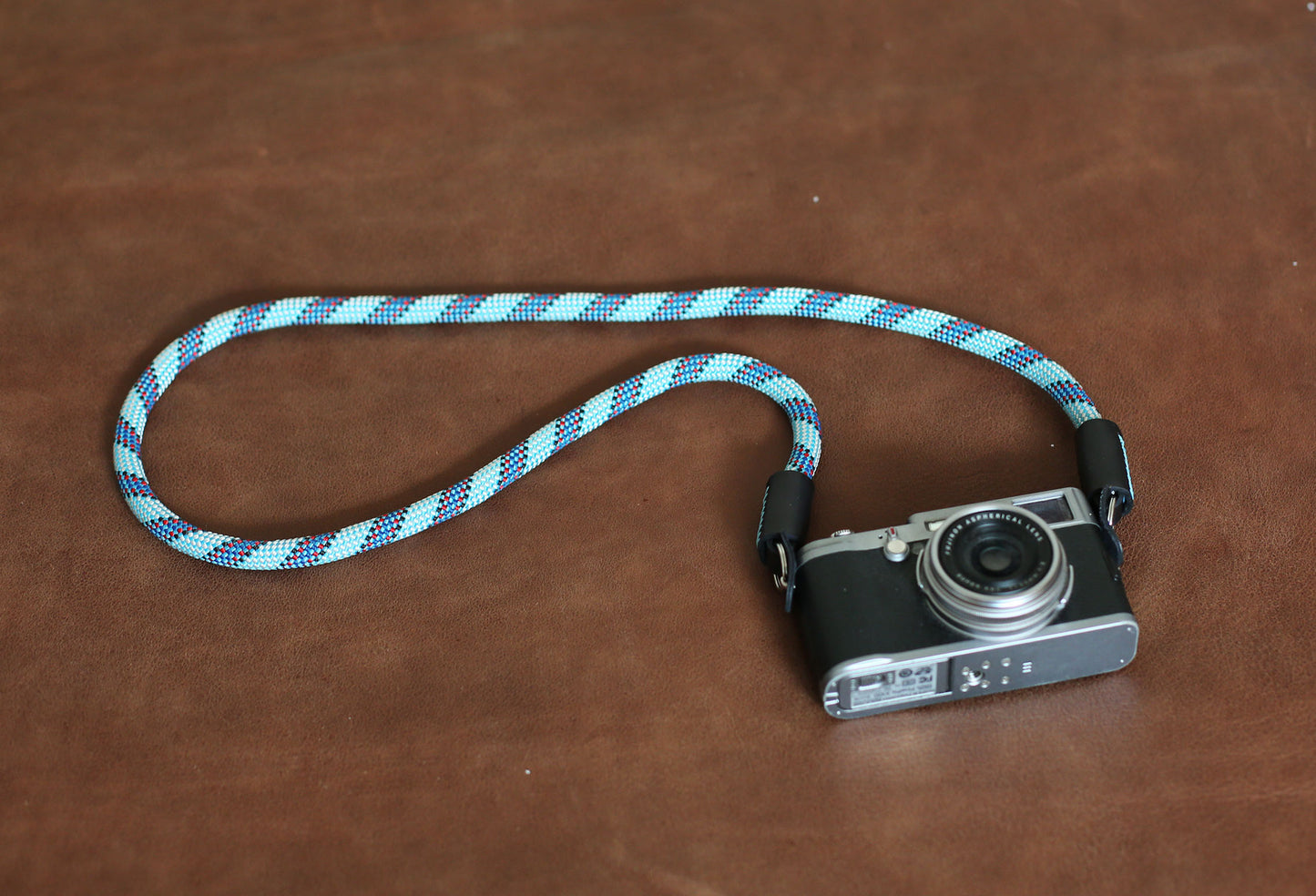 Camera neck strap Pale blue pattern black leather Hand sewing B type | Windmup - windmup