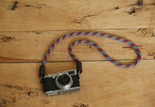 Camera neck strap red pattern climbing rope black leather hand sewing B type | Windmup - windmup