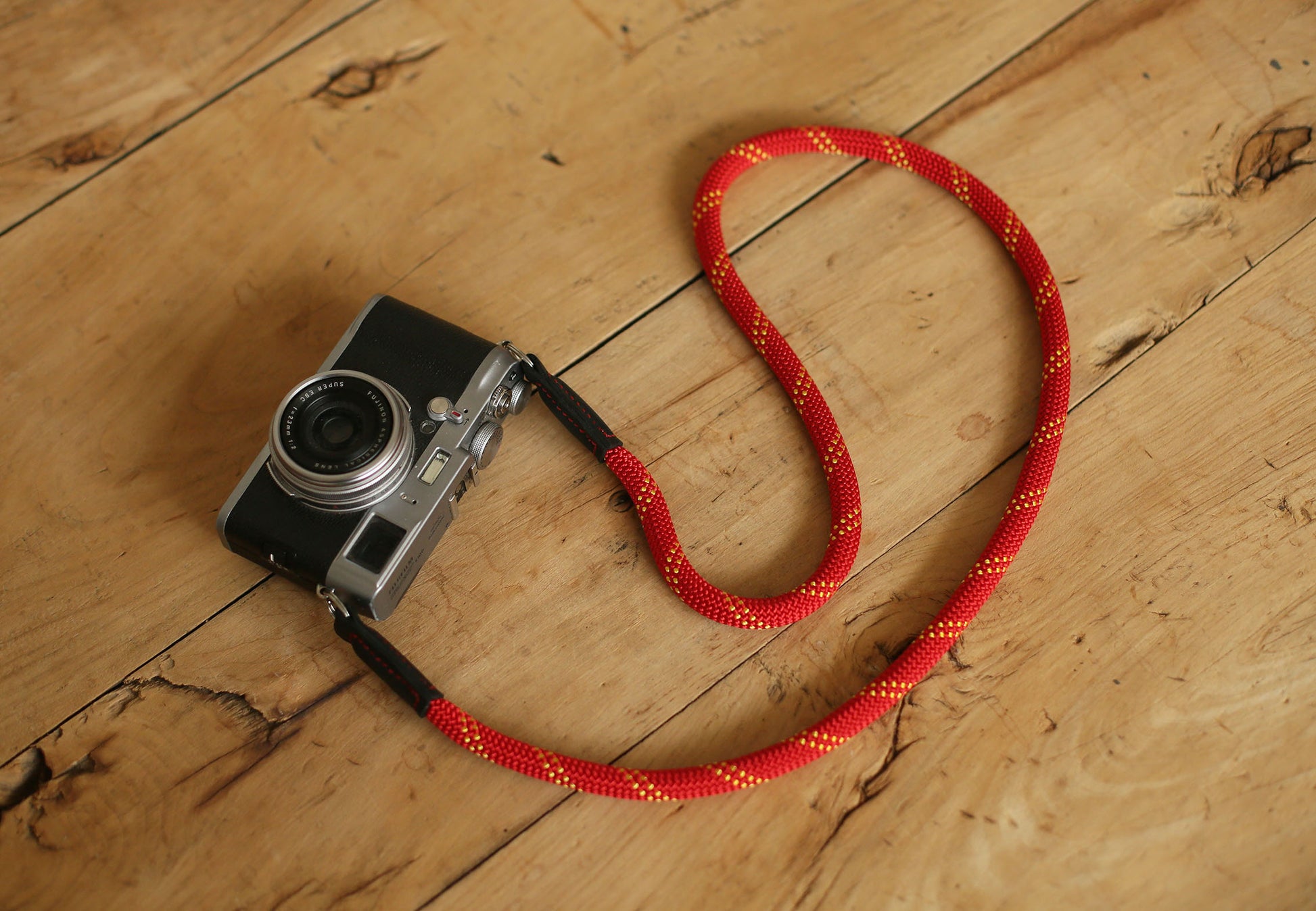Camera neck strap handmade yellow pattern climbing rope black leather 10mm| Windmup - windmup