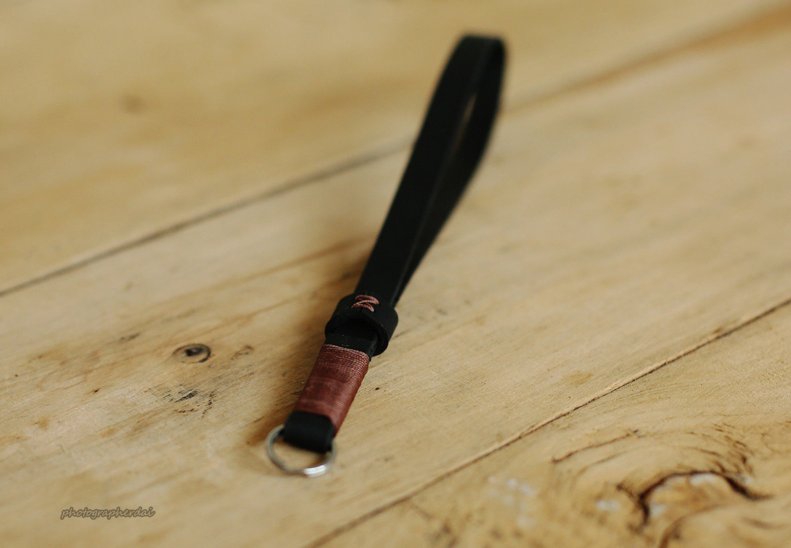 Black leather handmade camera wrist strap band coffee | Windmup.com - windmup