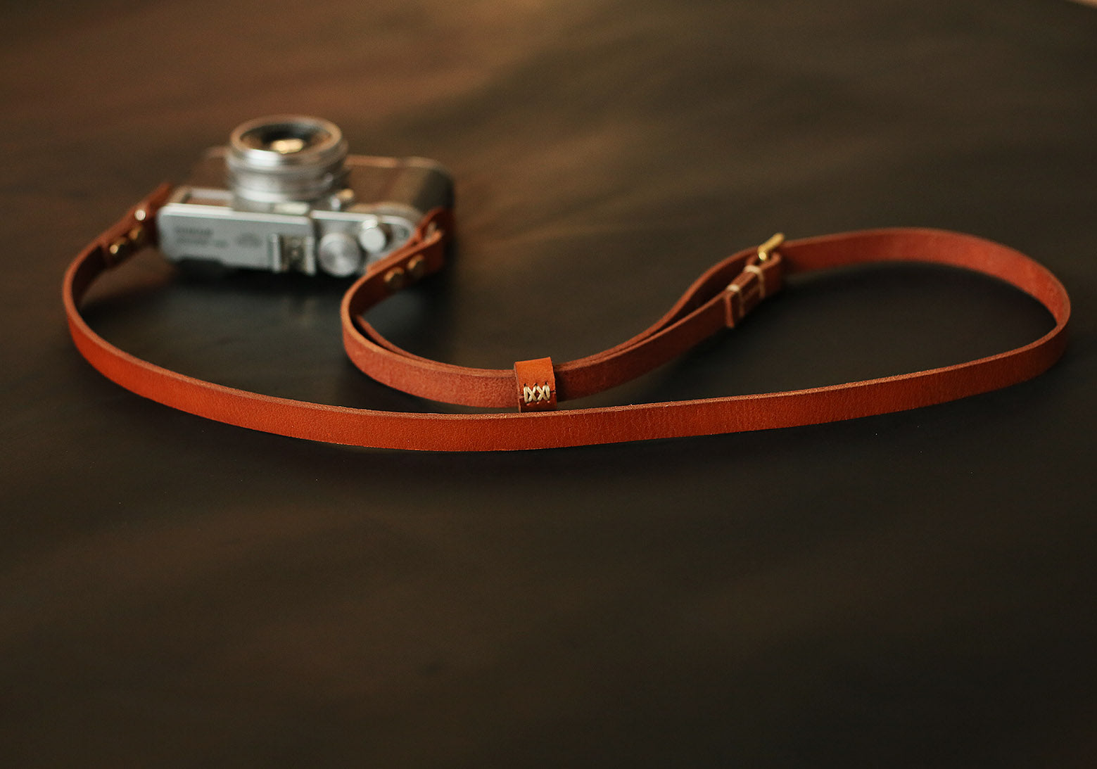 Brown leather handmade camera neck shoulder strap adjustable | windmup - windmup