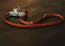 Brown leather handmade camera neck shoulder strap adjustable | windmup - windmup