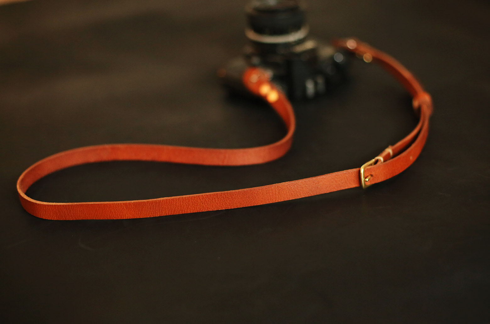Brown leather handmade camera neck shoulder strap adjustable | windmup - windmup