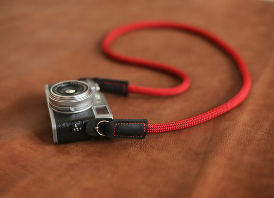 Camera strap handmade mystery red climbing rope C type black leather | windmup.com - windmup