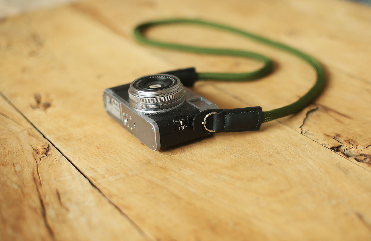 Camera neck strap handmade army green climbing rope black leather 10mm| Windmup - windmup