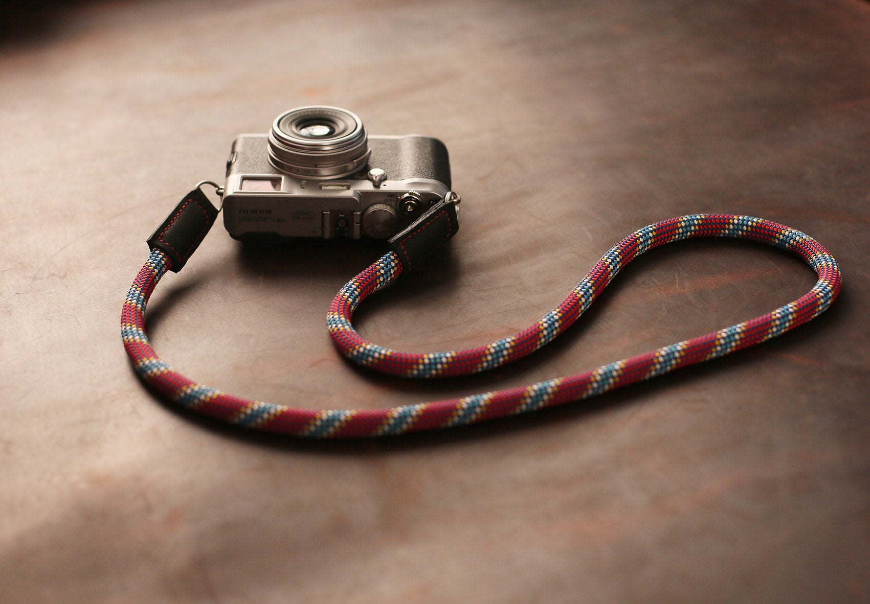 Red pattern camera neck strap climbing rope handmade leather | Windmup - windmup