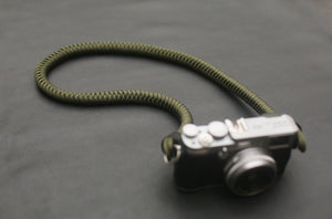 Olive green hand knitting decompression camera strap - windmup