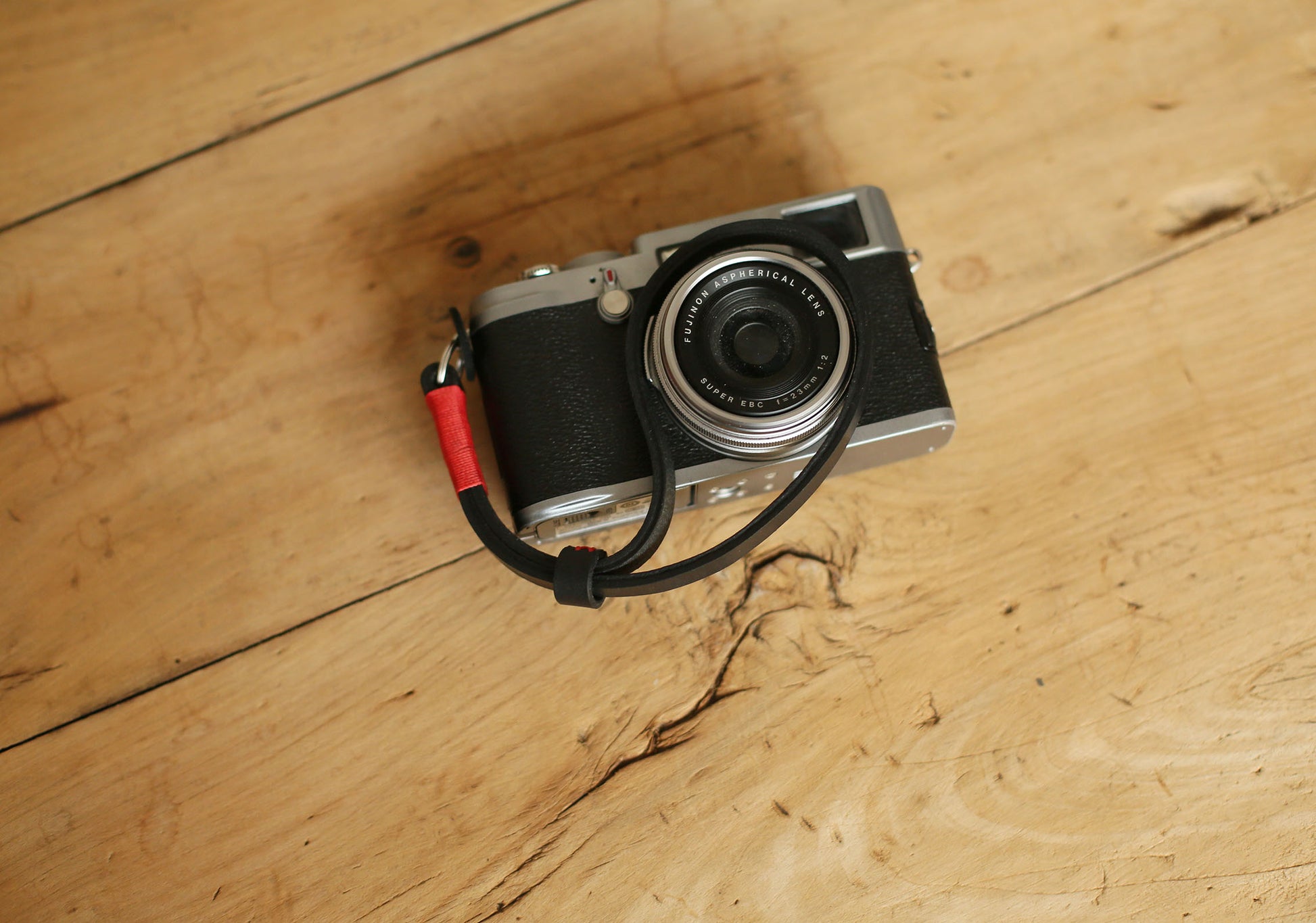 Black handmade camera wrist strap band thickened red 10mm | windmup.com - windmup