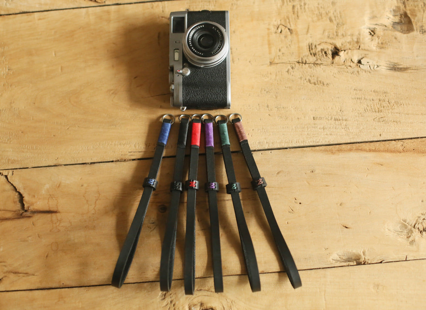 Black leather handmade camera wrist strap band black thickened red | windmup.com - windmup