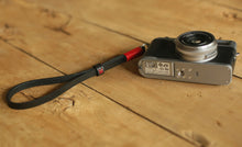 Black leather handmade camera wrist strap band black thickened red | windmup.com - windmup