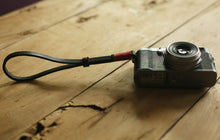 Black leather handmade camera wrist strap band black thickened red | windmup.com - windmup