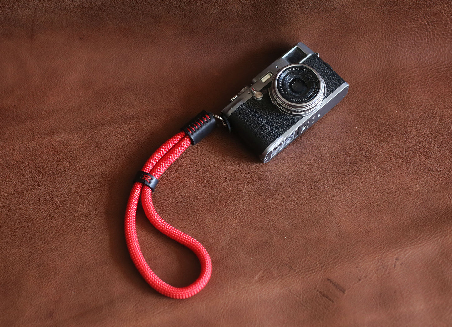 Red rope camera wrist band | windmup - windmup