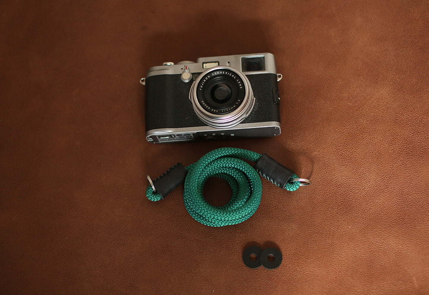 Green climbing rope 8mm Handmade black leather camera strap&Windmup.com - windmup