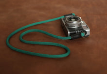 Green climbing rope 8mm Handmade black leather camera strap&Windmup.com - windmup