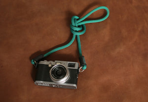 Green climbing rope 8mm Handmade black leather camera strap&Windmup.com - windmup