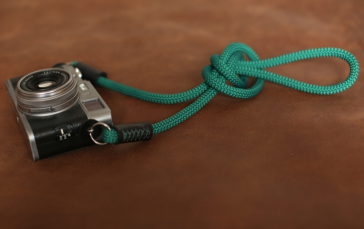 Green climbing rope 8mm Handmade black leather camera strap&Windmup.com - windmup