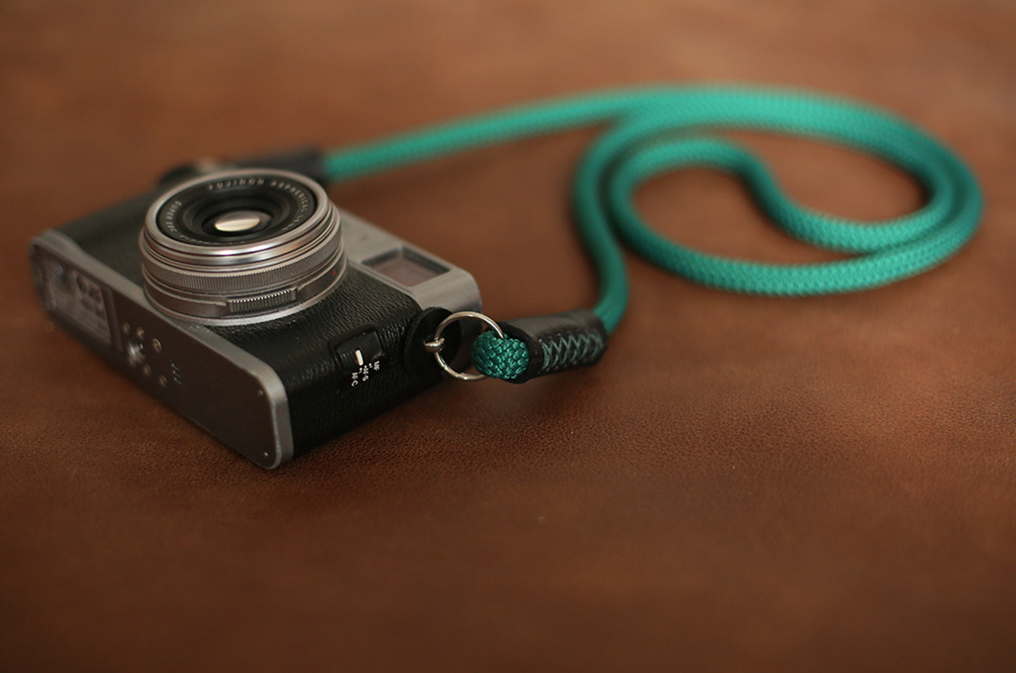 Green climbing rope 8mm Handmade black leather camera strap&Windmup.com - windmup