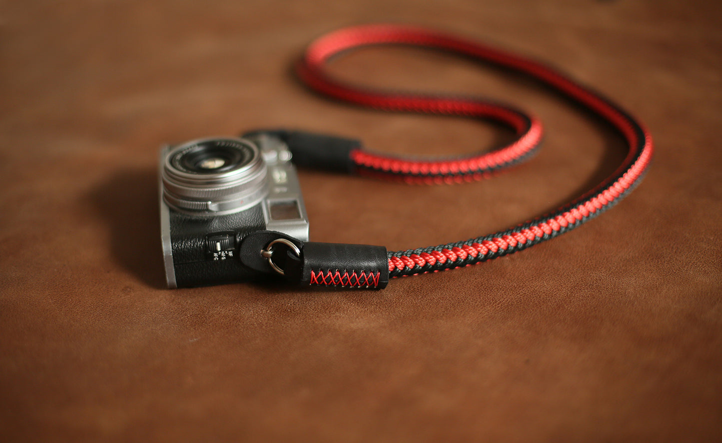 Best camera strap handmade red and black climbing rope black leather | windmup.com - windmup