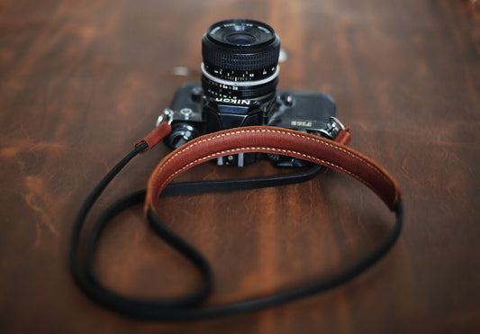 Handmade black leather camera neck strap shoulder widened | Windmup.com - windmup