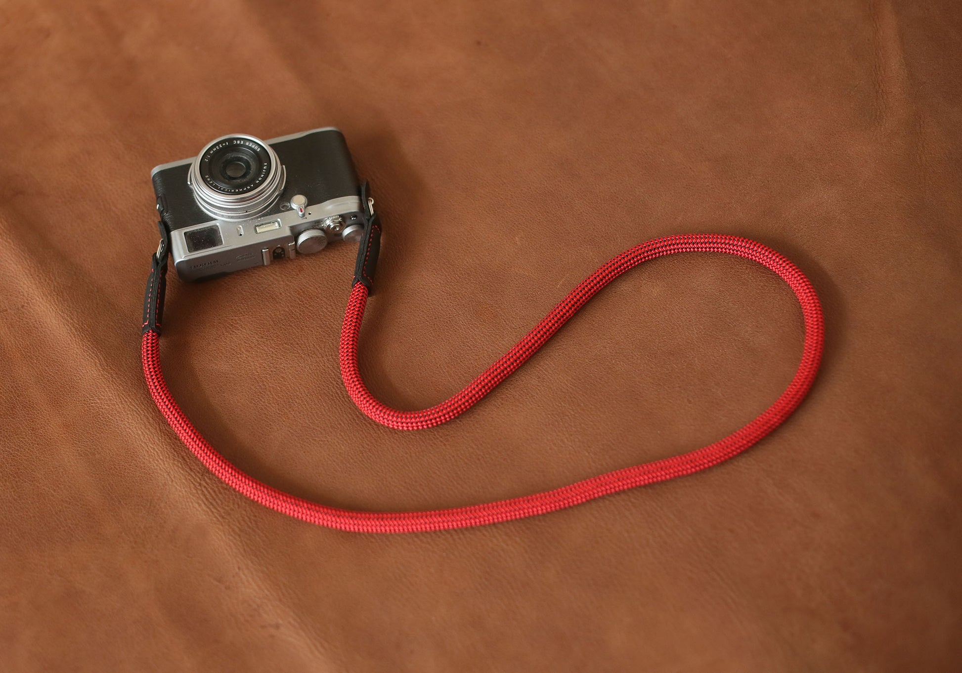 Adjustable handmade camera strap for photographers